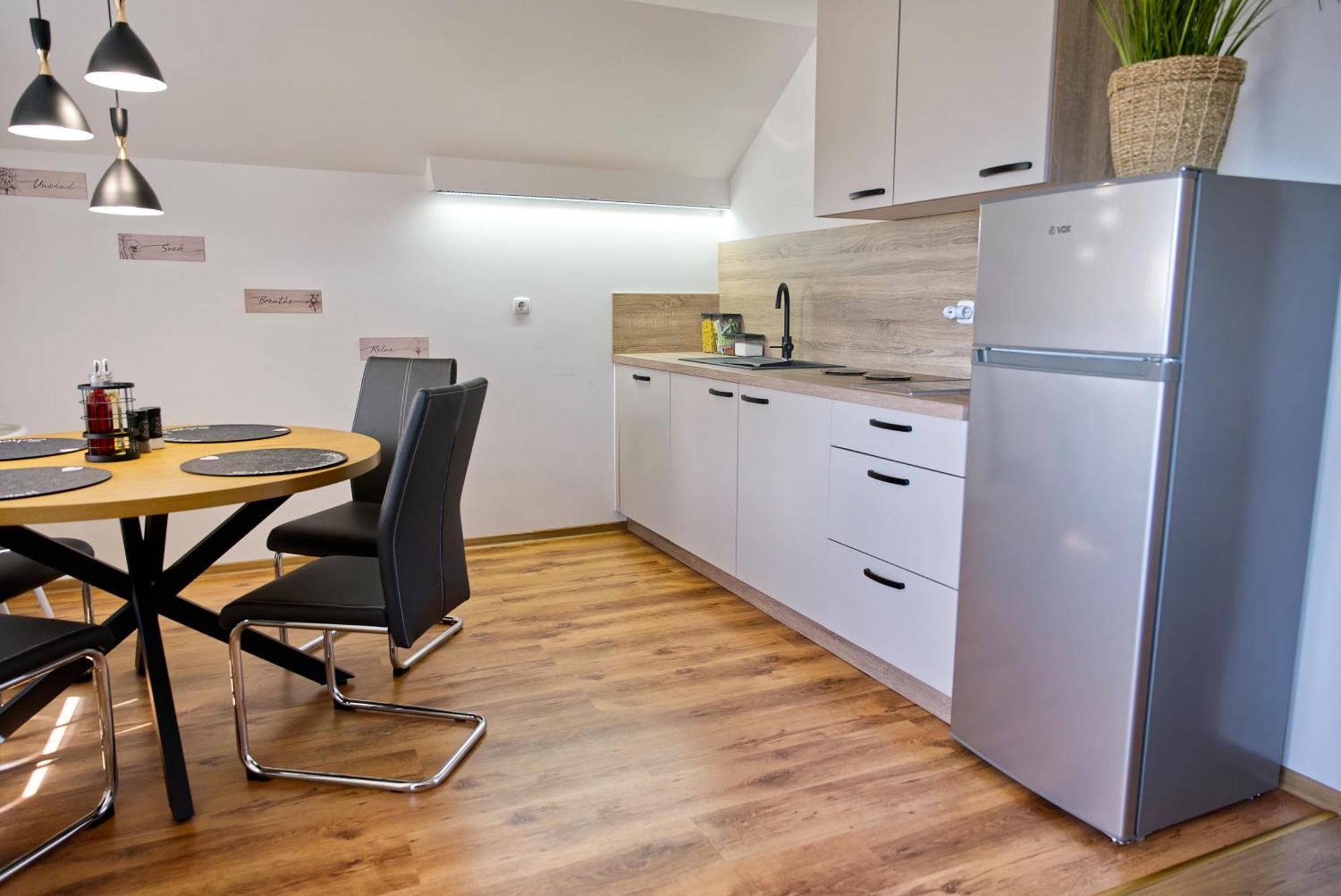 Apartma Storzic ゴレンスカ地方 エクステリア 写真