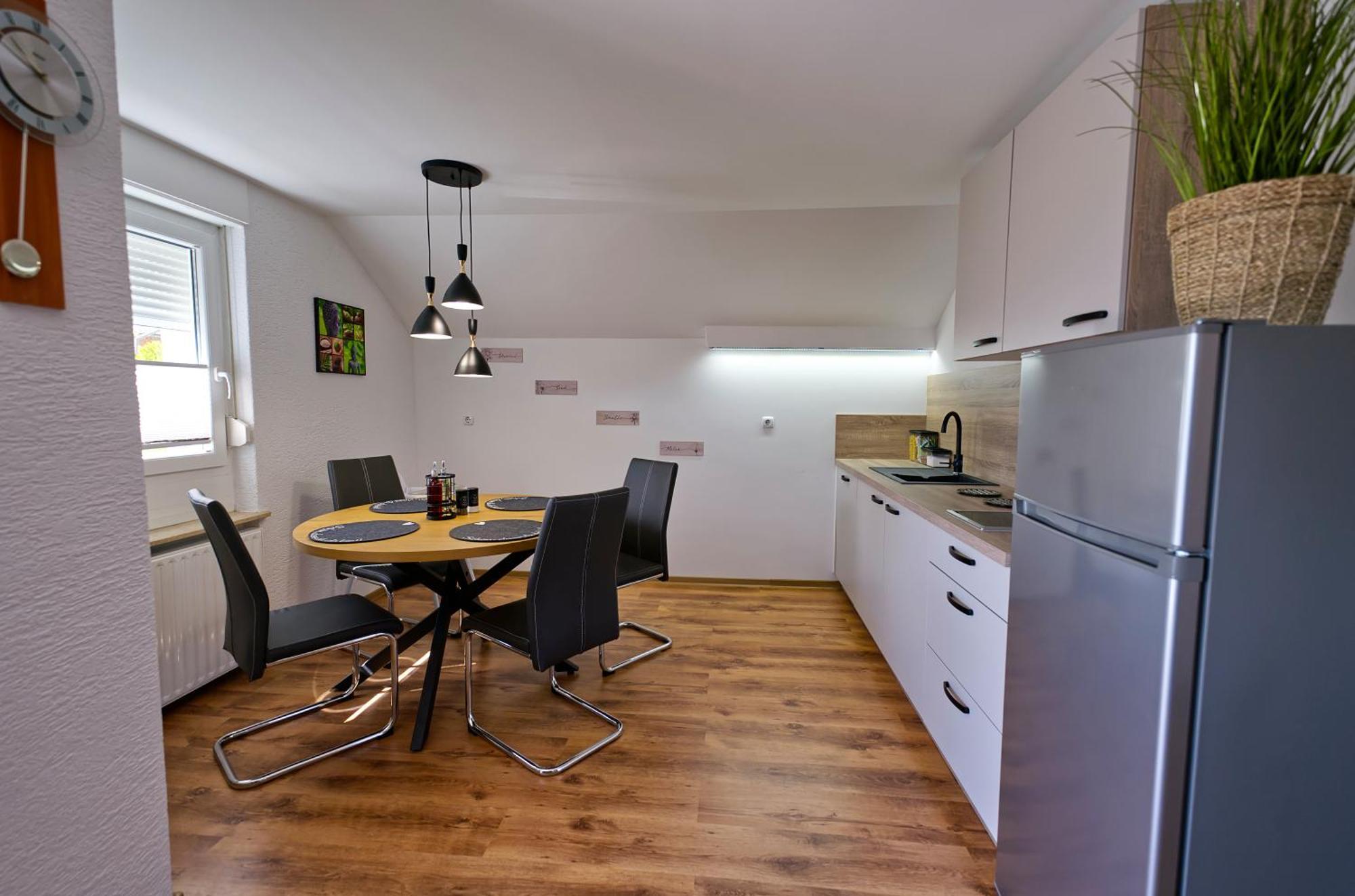 Apartma Storzic ゴレンスカ地方 エクステリア 写真